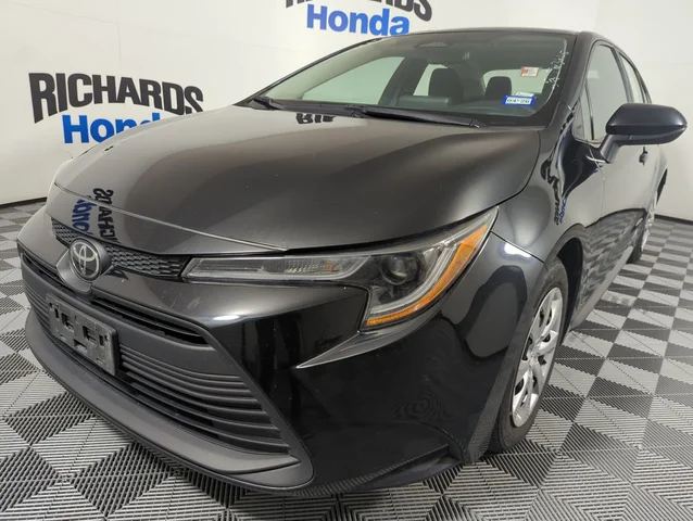 2024 Toyota Corolla LE