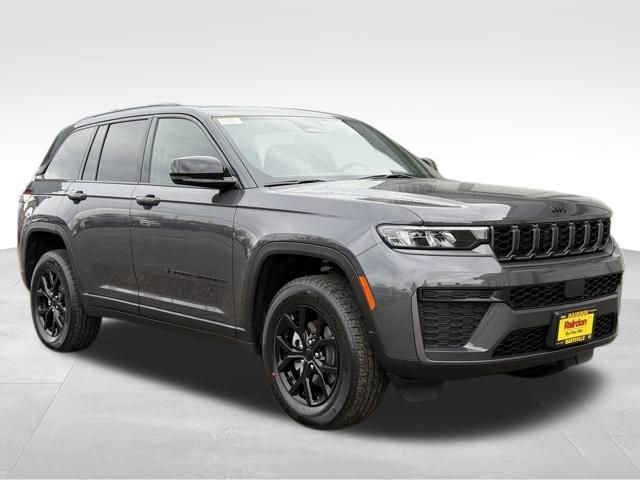 2026 Jeep Grand Cherokee Laredo Altitude 4x4's photo