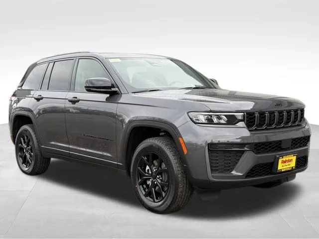2026 Jeep Grand Cherokee Laredo Altitude 4x4's photo