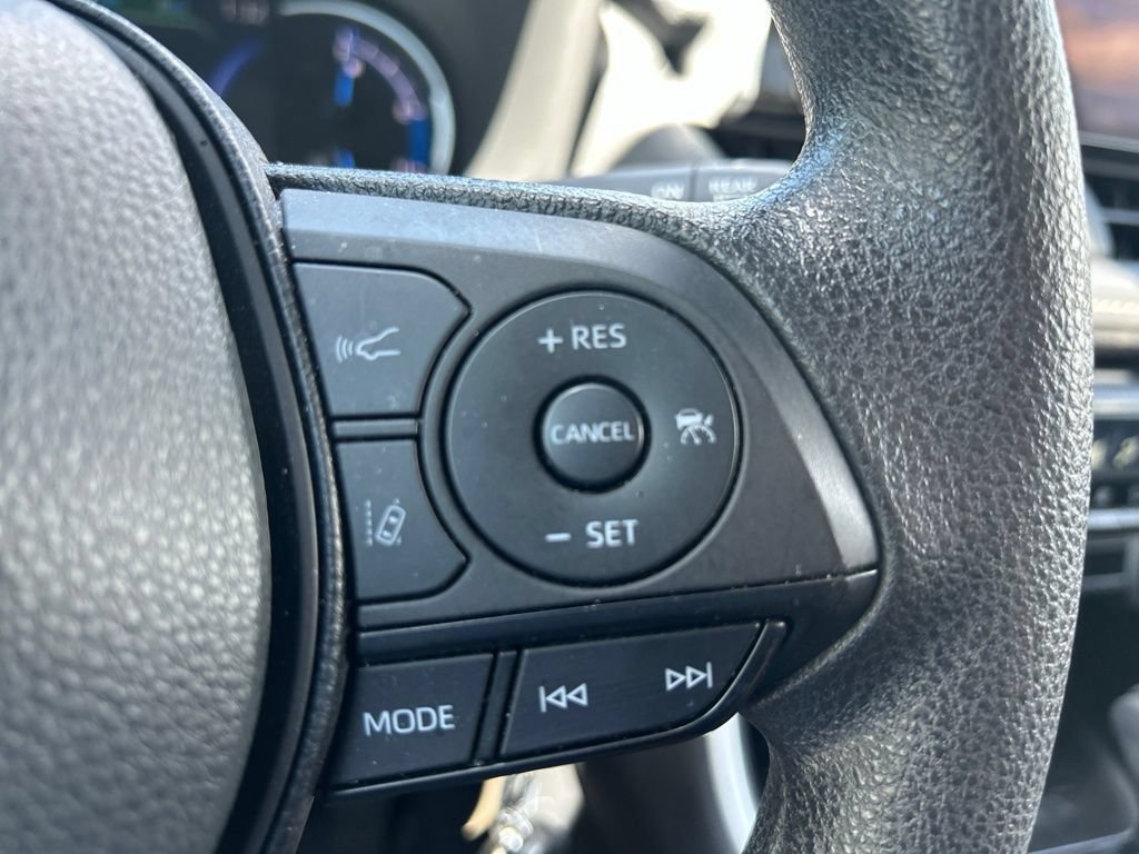 Used 2024 Ice Toyota LE image 25
