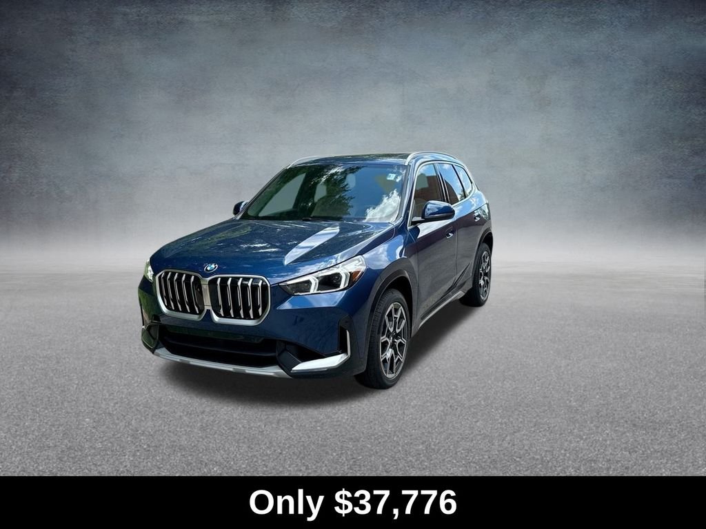 Used 2025 Blue BMW xDrive28i image 4