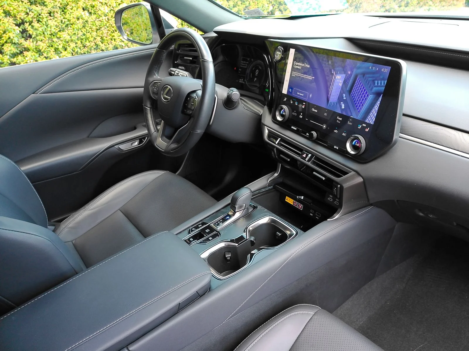 Used 2024 White Lexus 350h Premium image 36
