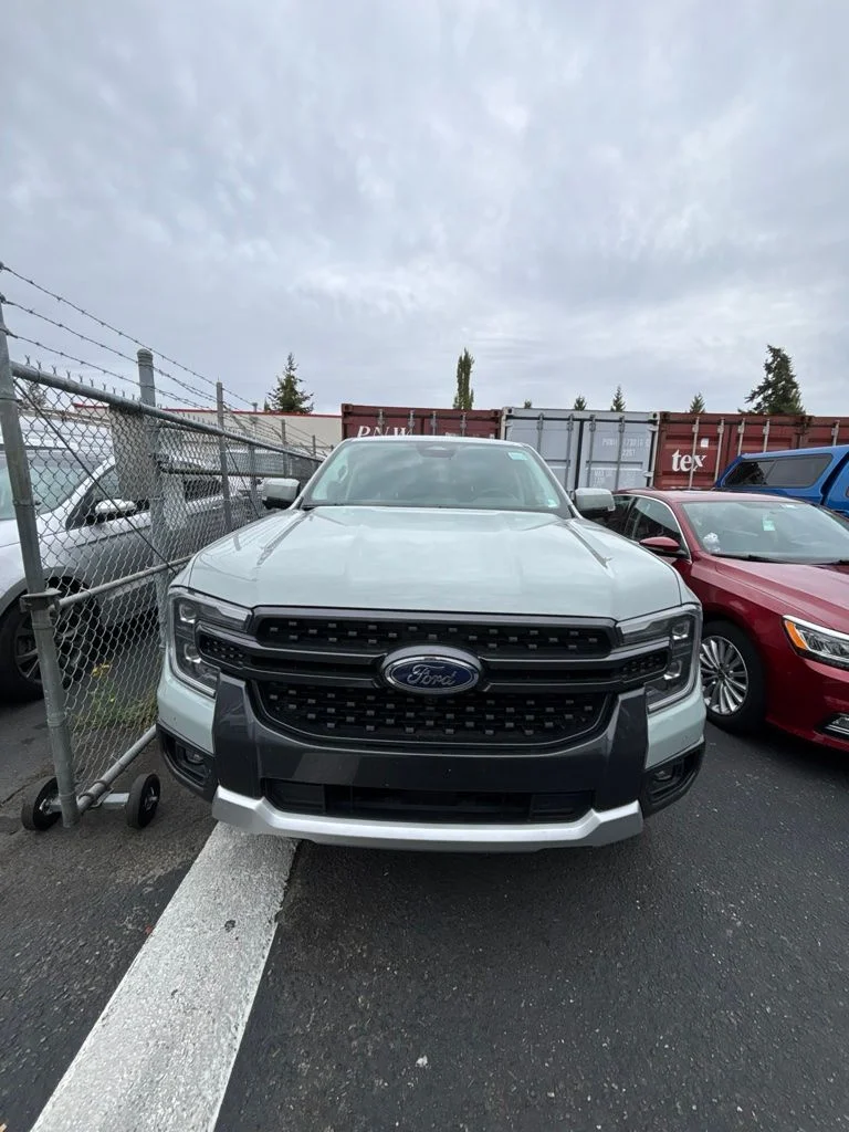 Used 2024 Gray Ford Lariat image 2