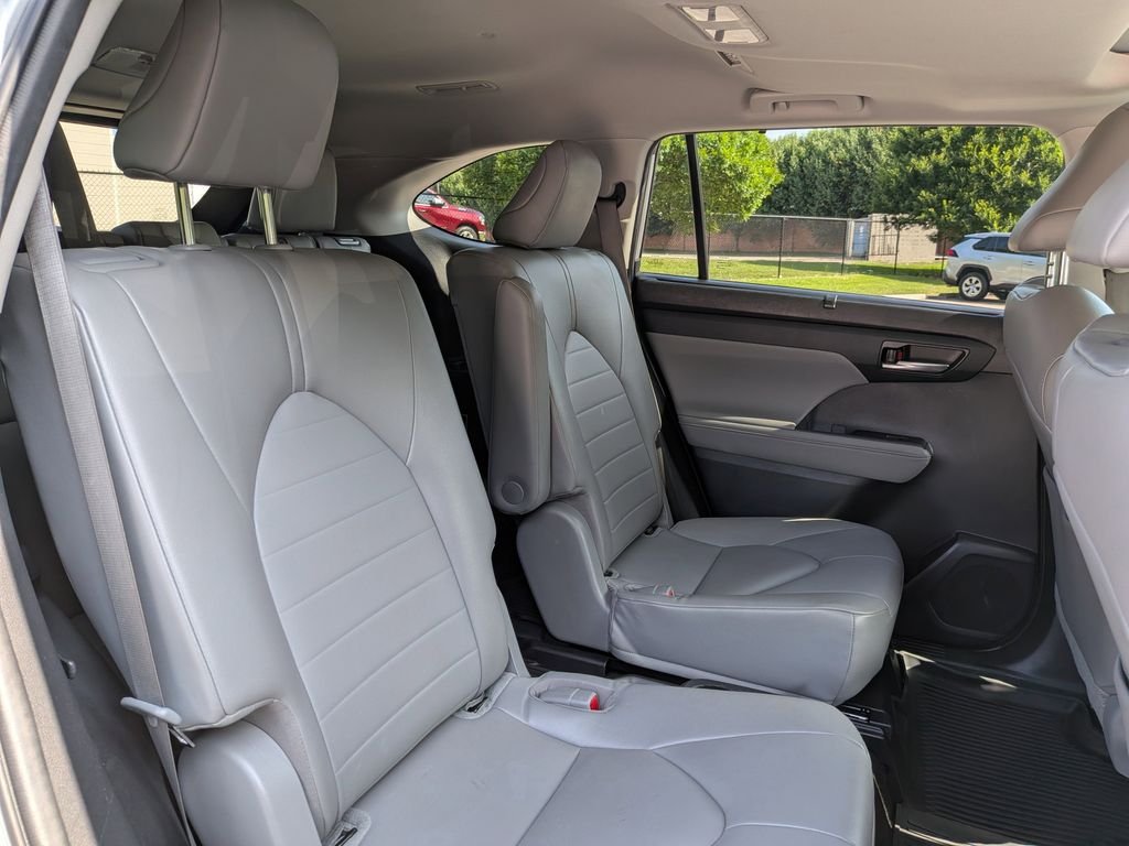 Certified Used 2023 Silver Toyota XLE image 23
