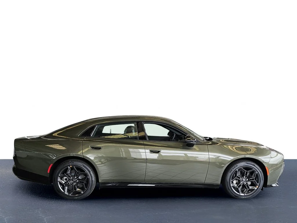 2026 Dodge Charger R/T - Photo 8