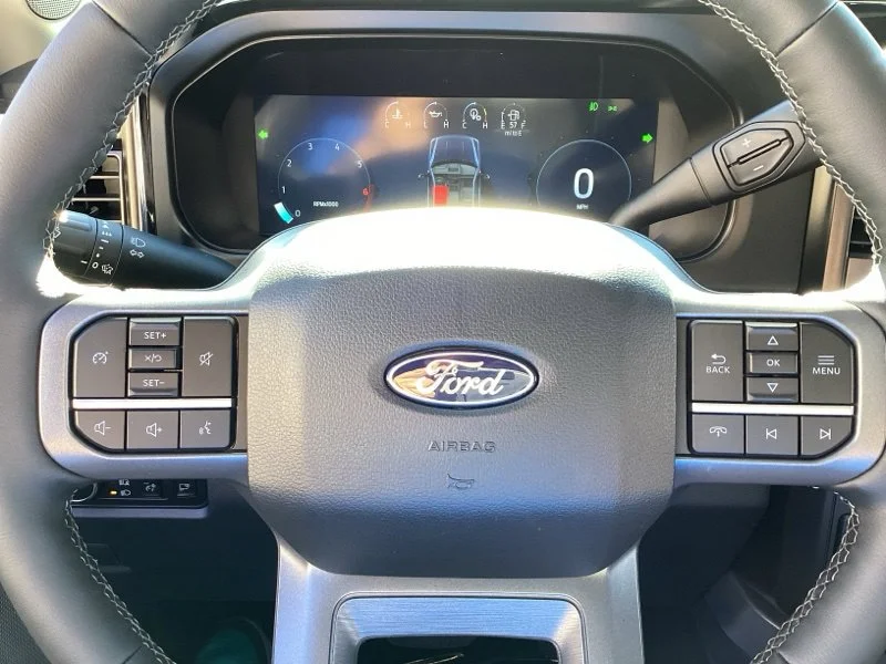 New 2027 Gray Ford Lariat image 39