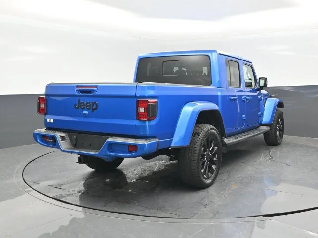 Certified Used 2022 Hydro Blue Pearlcoat Jeep High Altitude image 23