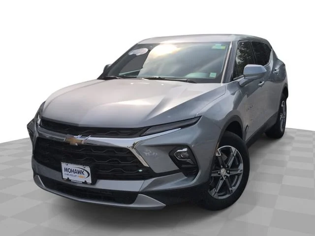 2025 Chevrolet Blazer 2.0T 2LT AWD's photo