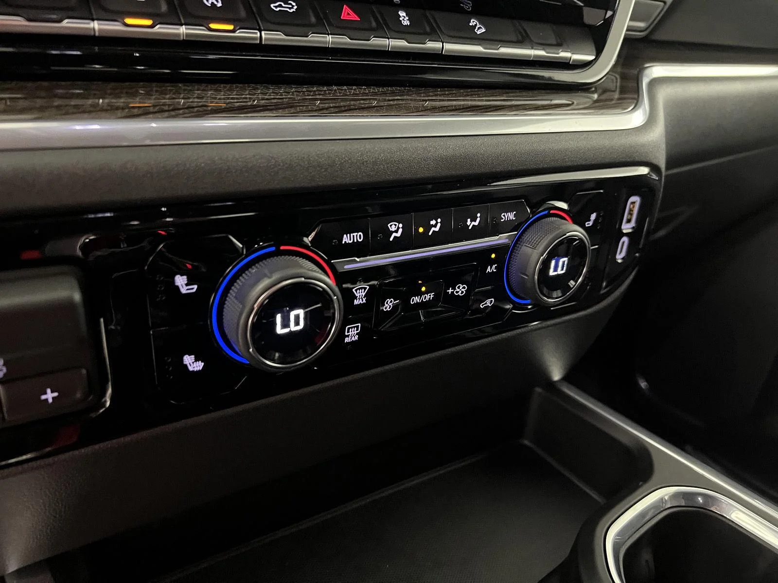 Used 2026 Summit White Chevrolet LT Trail Boss image 3