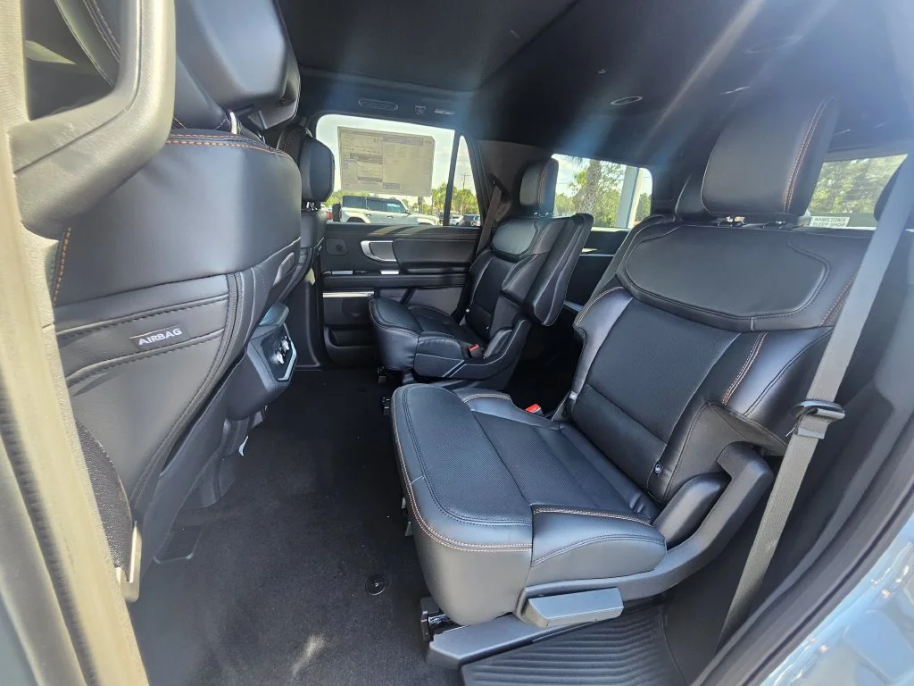 New 2027 Glacier Gray Metallic Tri-Coat Ford Tremor® image 14