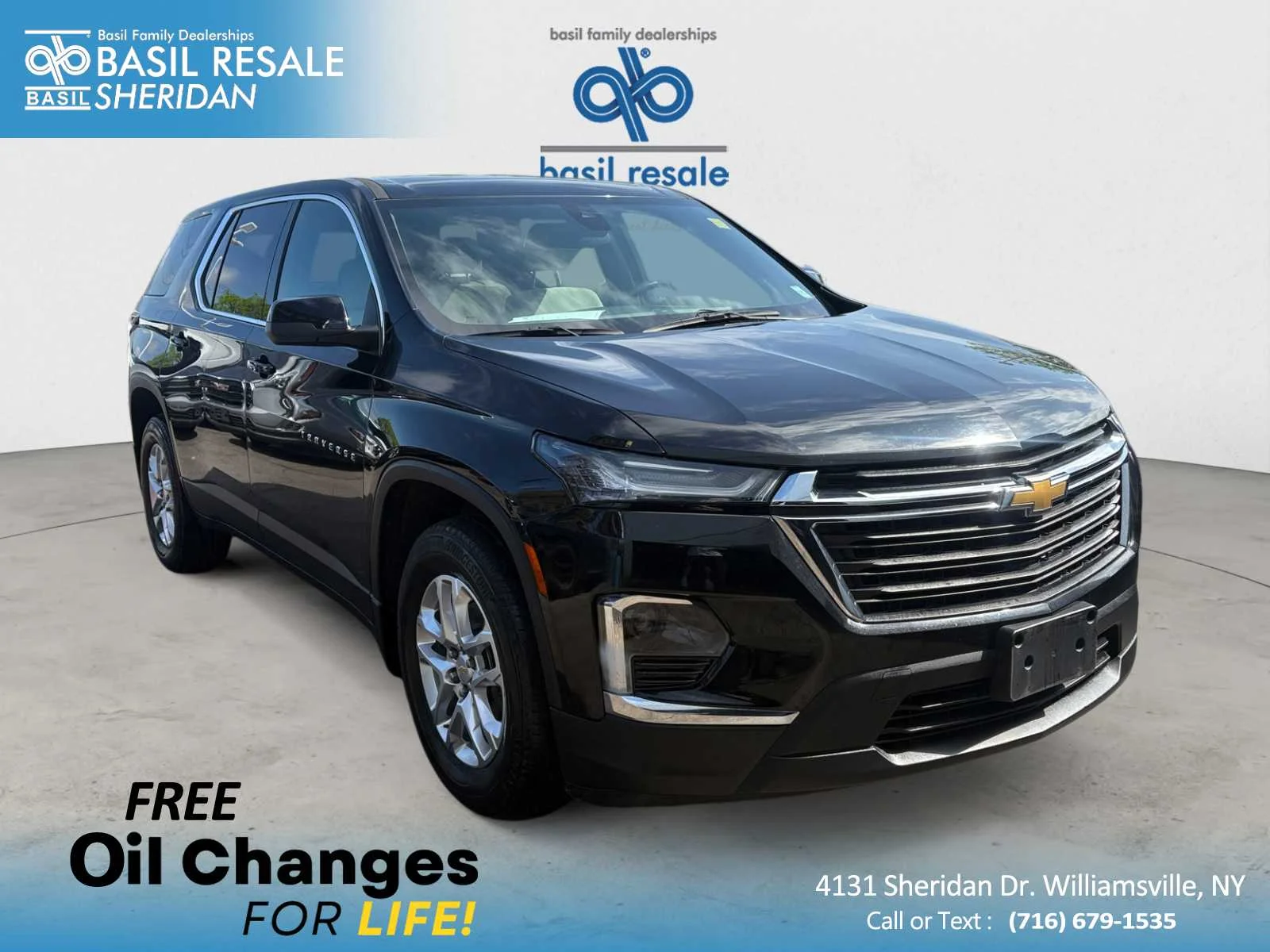 2023 Chevrolet Traverse AWD LS's photo