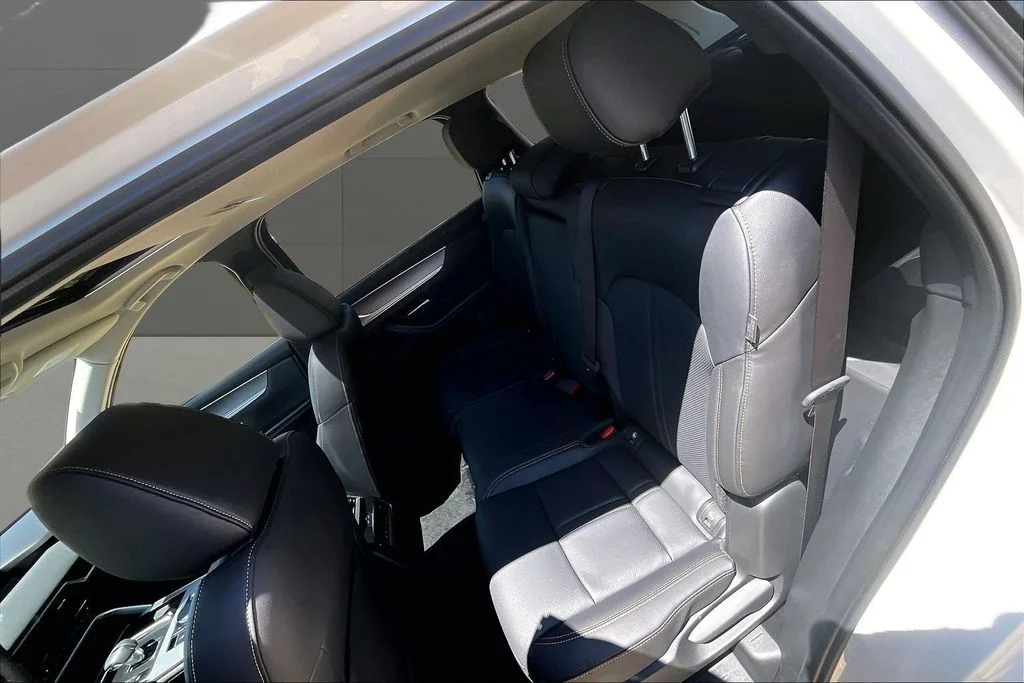 2026 Mazda CX-90 Preferred Package - Photo 10