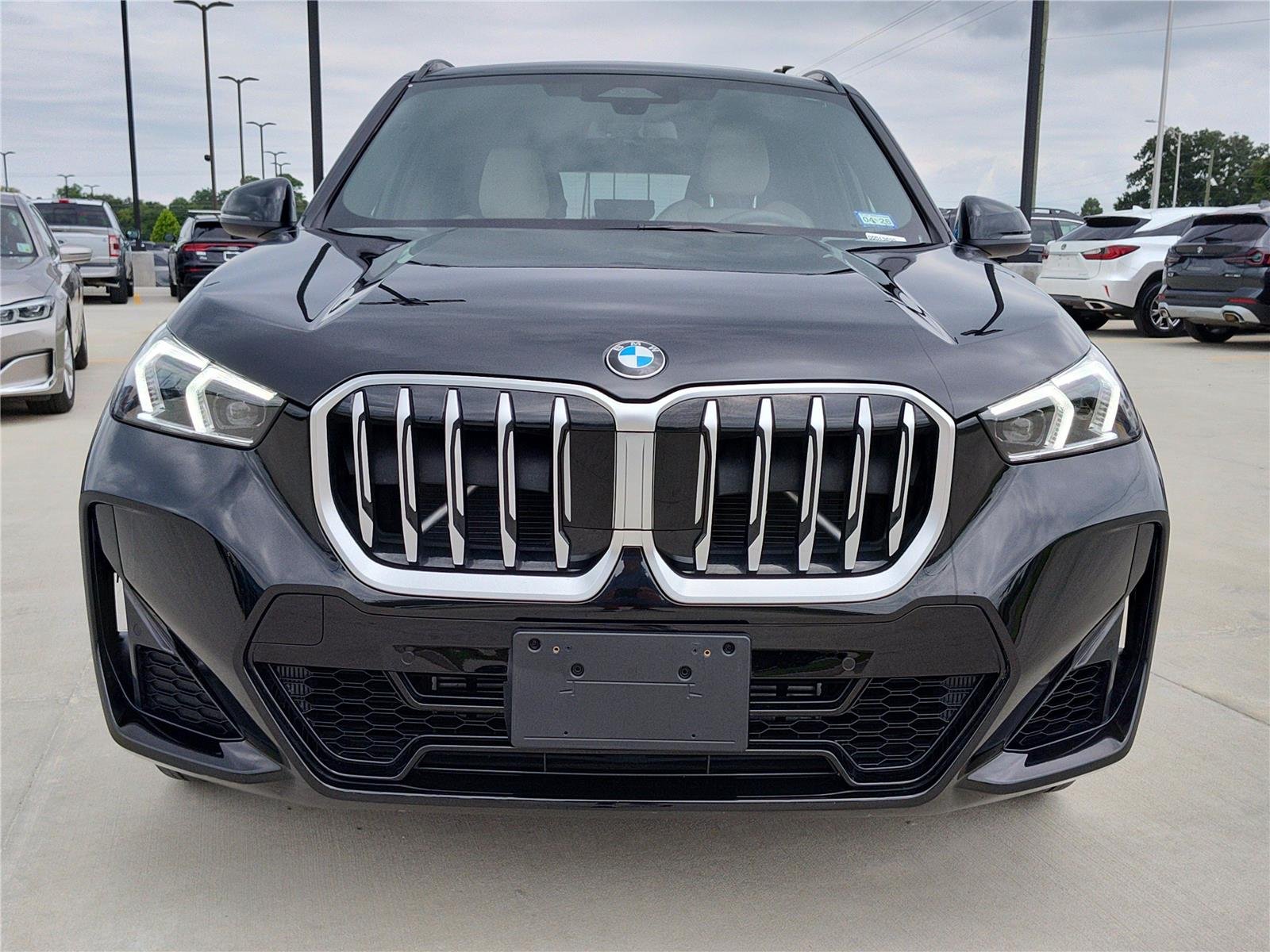 Certified Used 2025 Black Sapphire Metallic BMW xDrive28i image 12