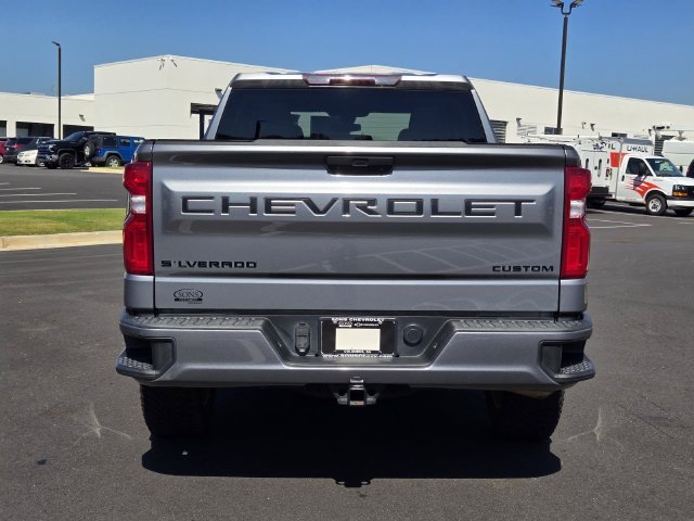 Used 2021 Gray Chevrolet Custom image 8