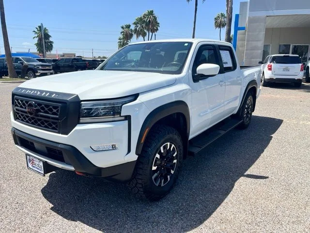 Used 2023 White Nissan PRO-X image 3