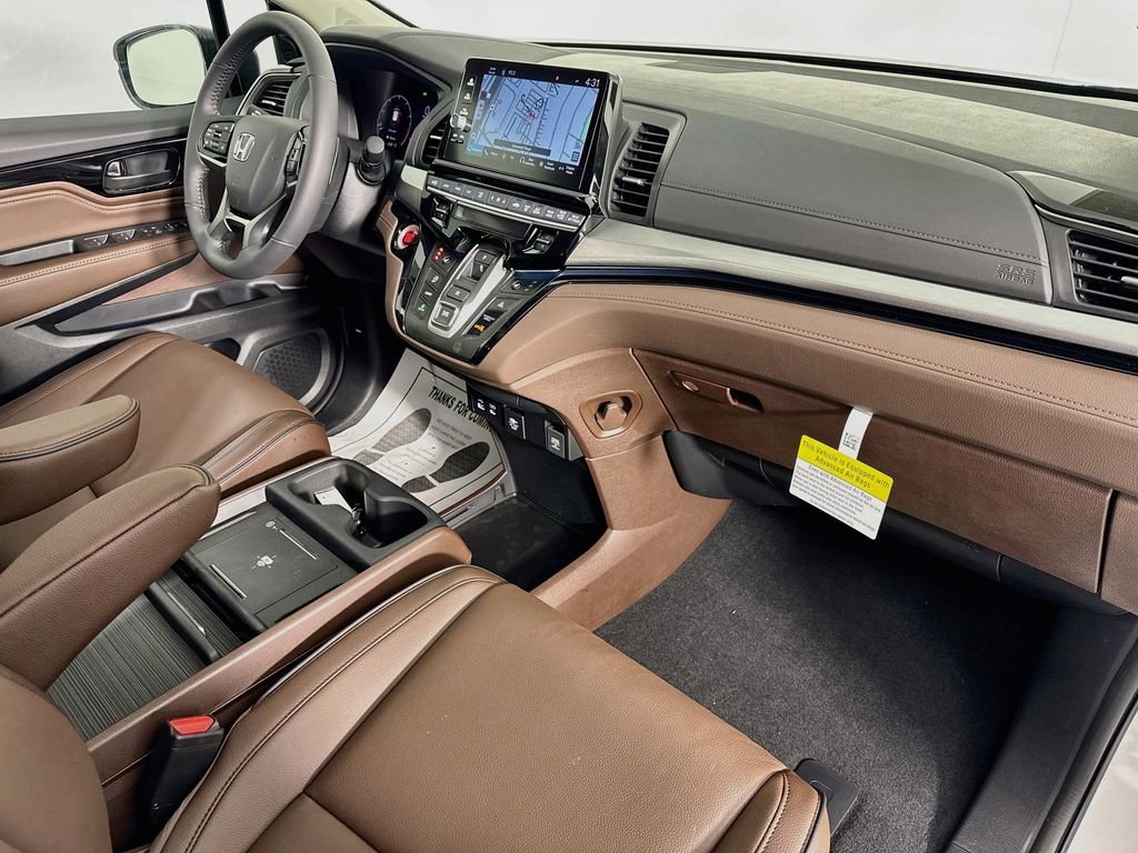 Certified Used 2026 Platinum White Pearl Honda Touring image 42