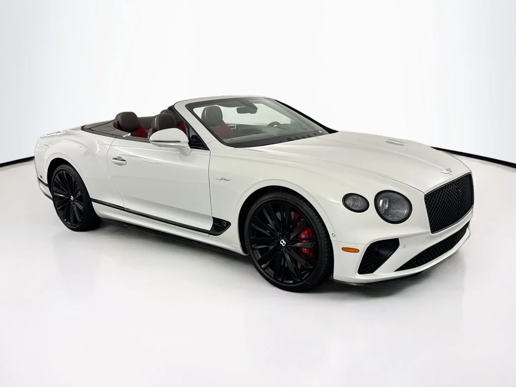 Used 2022  Bentley Speed image 3