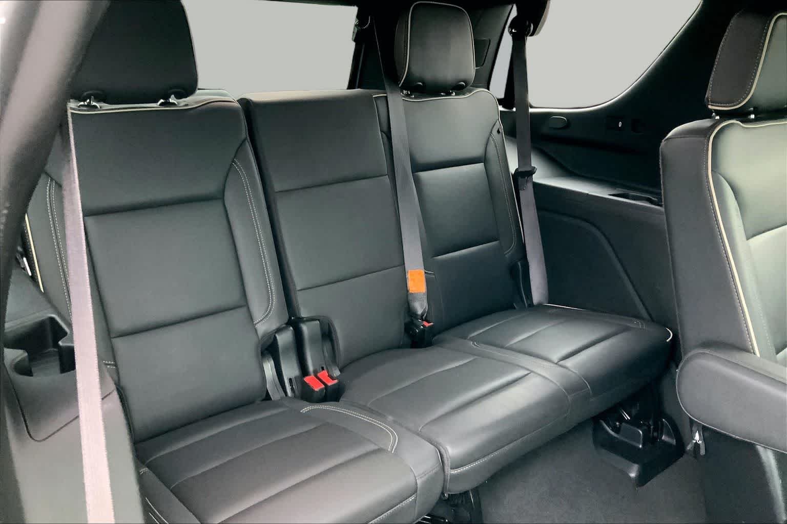 Used 2024 Dark Ash Metallic Chevrolet Premier image 18