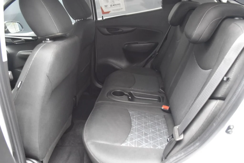 Used 2021 White Chevrolet 1LT image 22