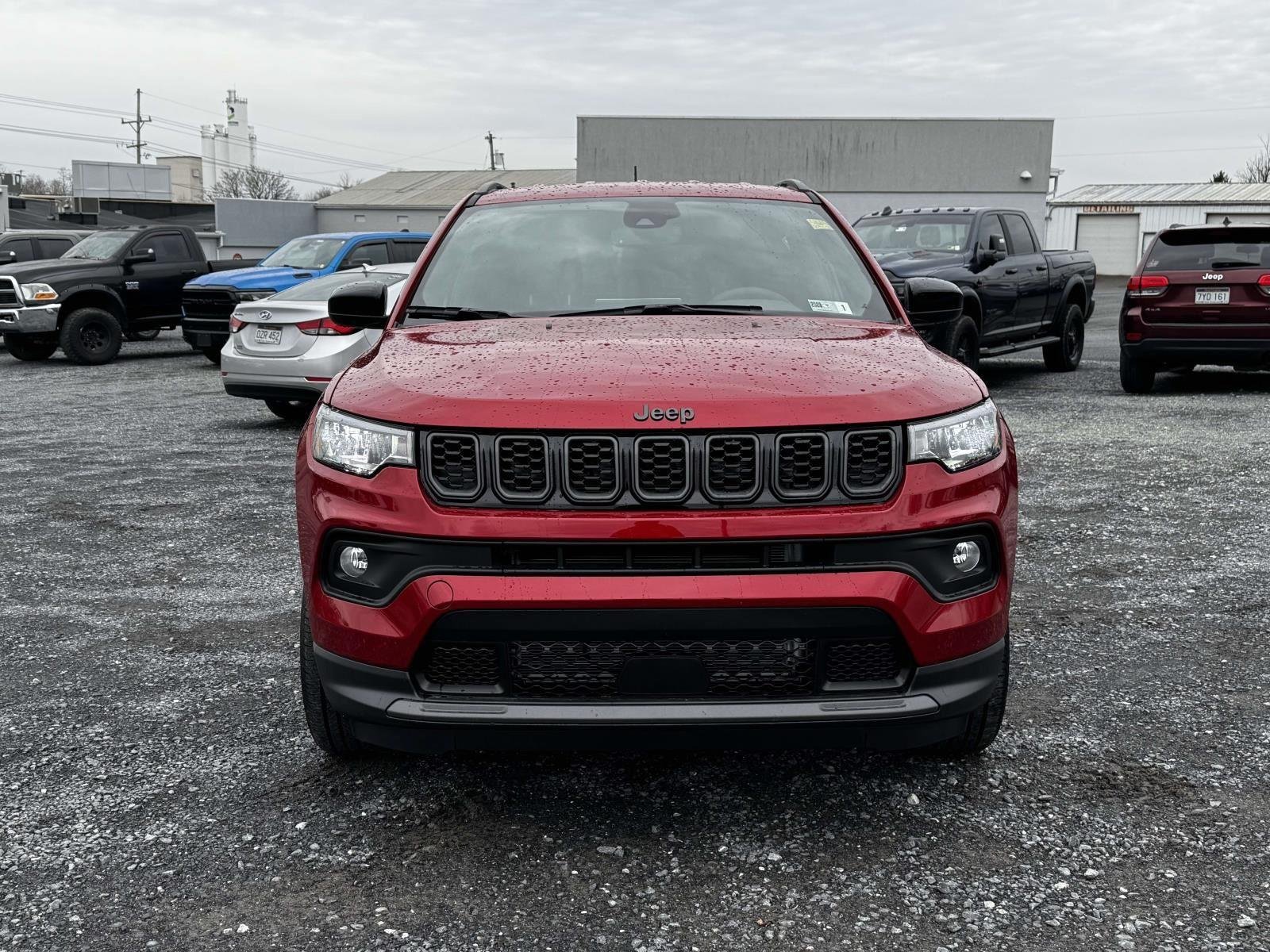 New 2026 Red Hot Pearlcoat Jeep Latitude Altitude image 25
