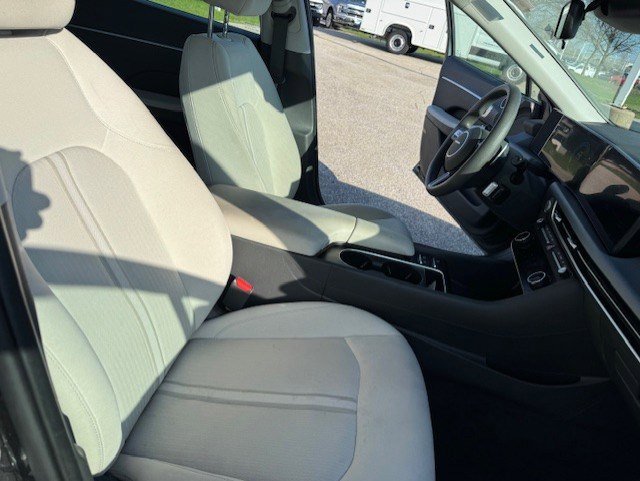 Certified Used 2025 Portofino Gray Hyundai SEL image 29