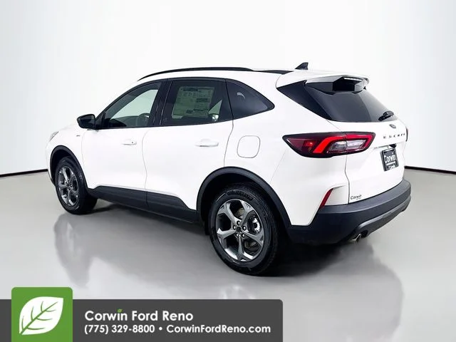 New 2026 Star White Metallic Tri-coat Ford ST-Line image 5