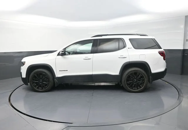 Used 2023 White GMC SLT image 4