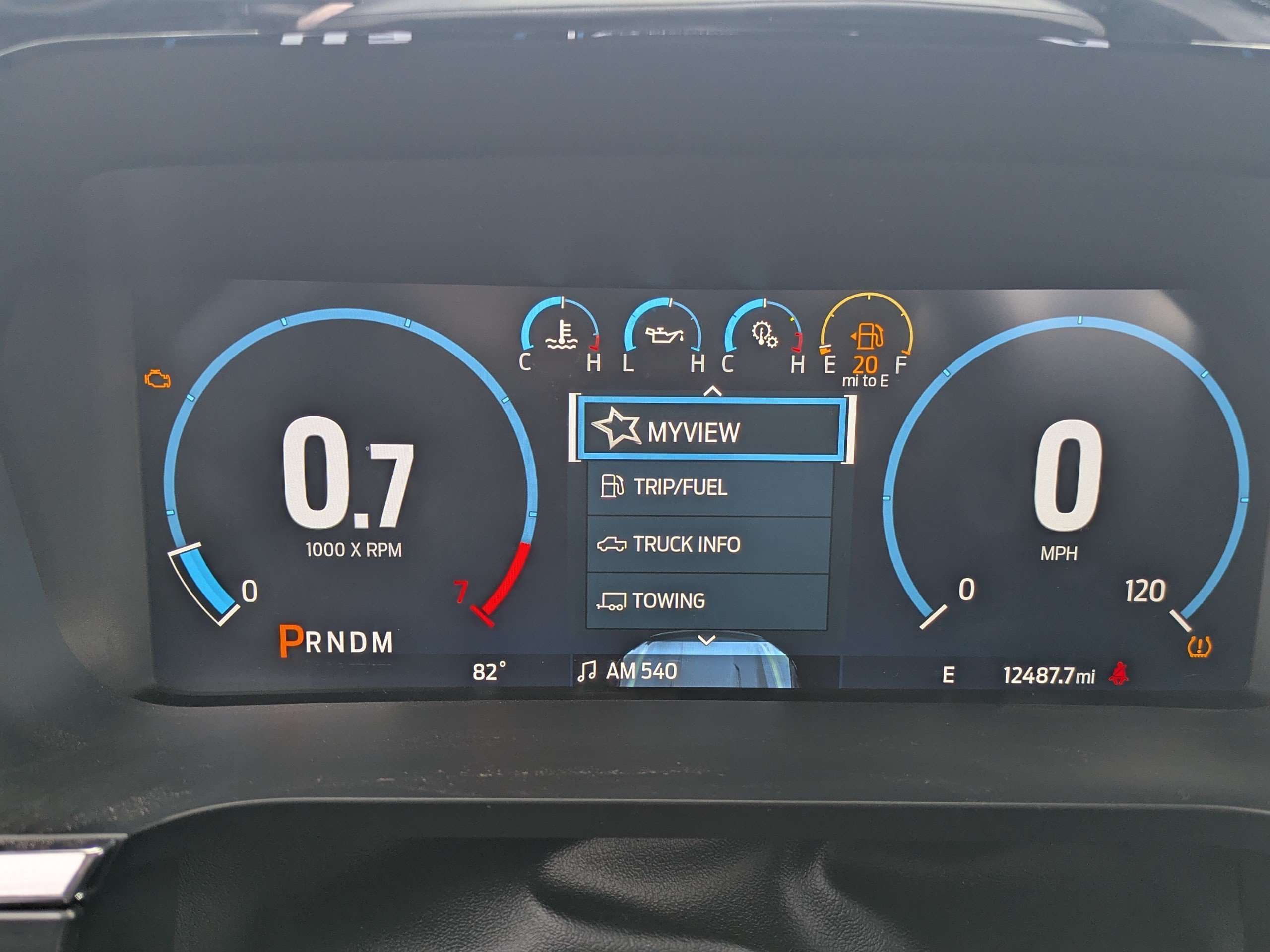 Used 2022 Agate Black Metallic Ford LARIAT image 26