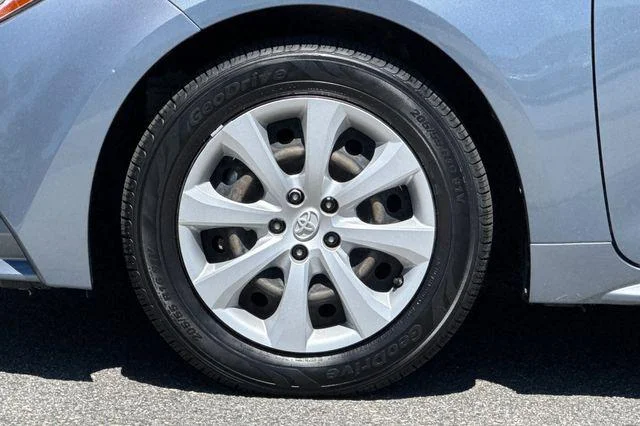 Certified Used 2022 CELESTITE GRAY ME. Toyota  image 30