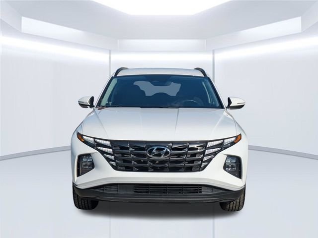Used 2023 White Hyundai SEL image 11