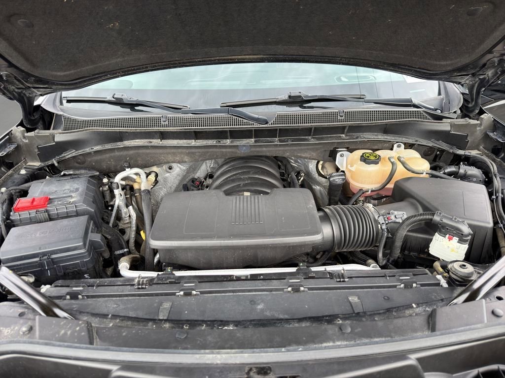 Used 2023 Black Chevrolet RST image 21