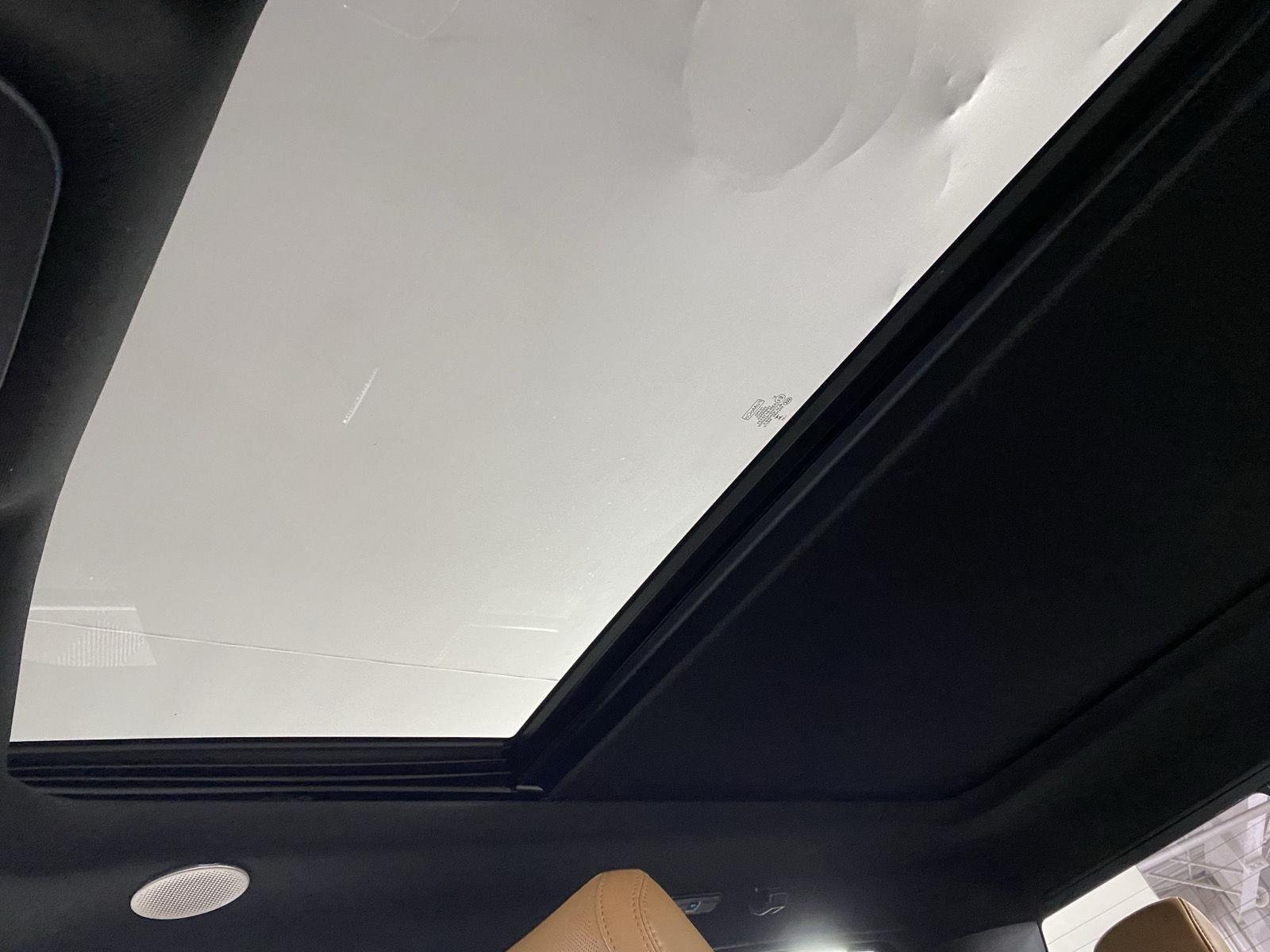 Used 2023 Agate Black Ford Platinum image 15