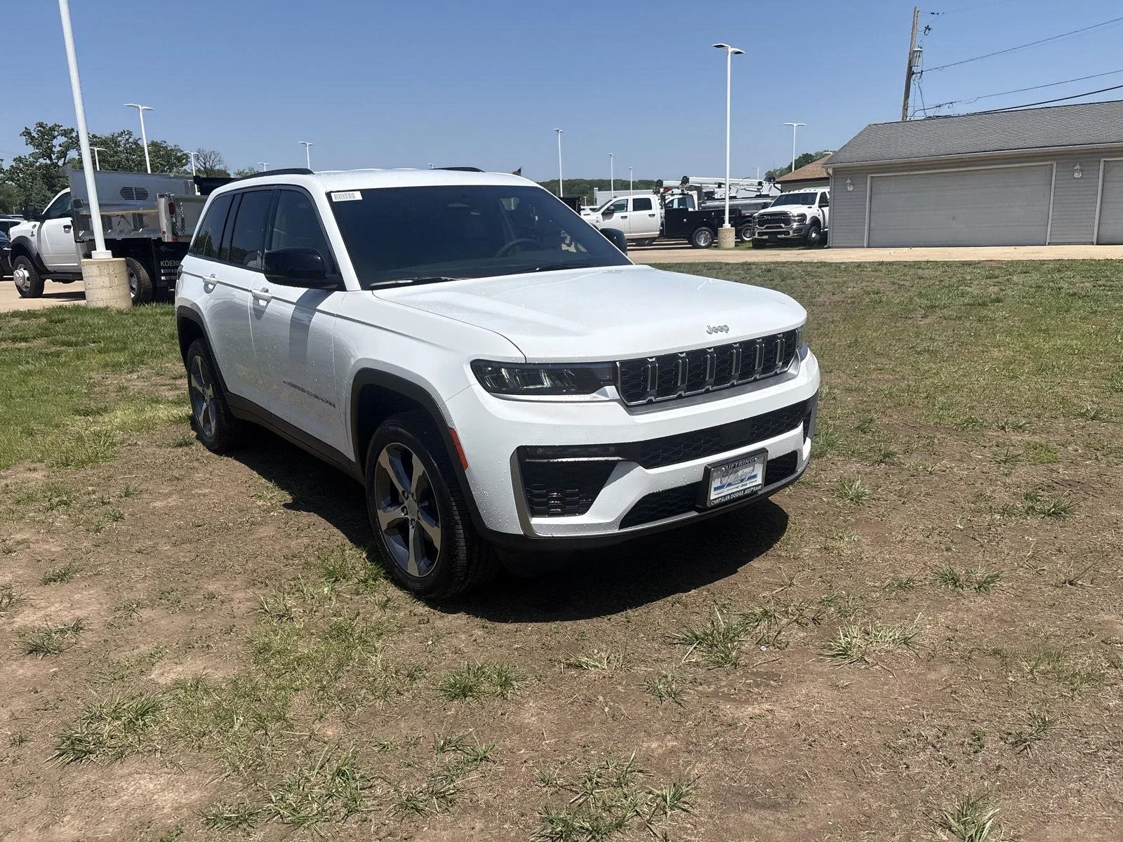 New 2026 Bright White Clearcoat Jeep Limited image 4