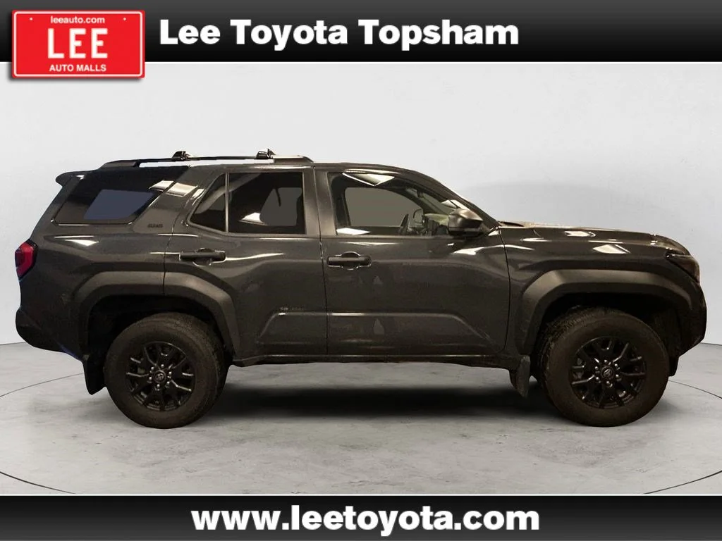 Used 2025 Underground Toyota SR5 image 6