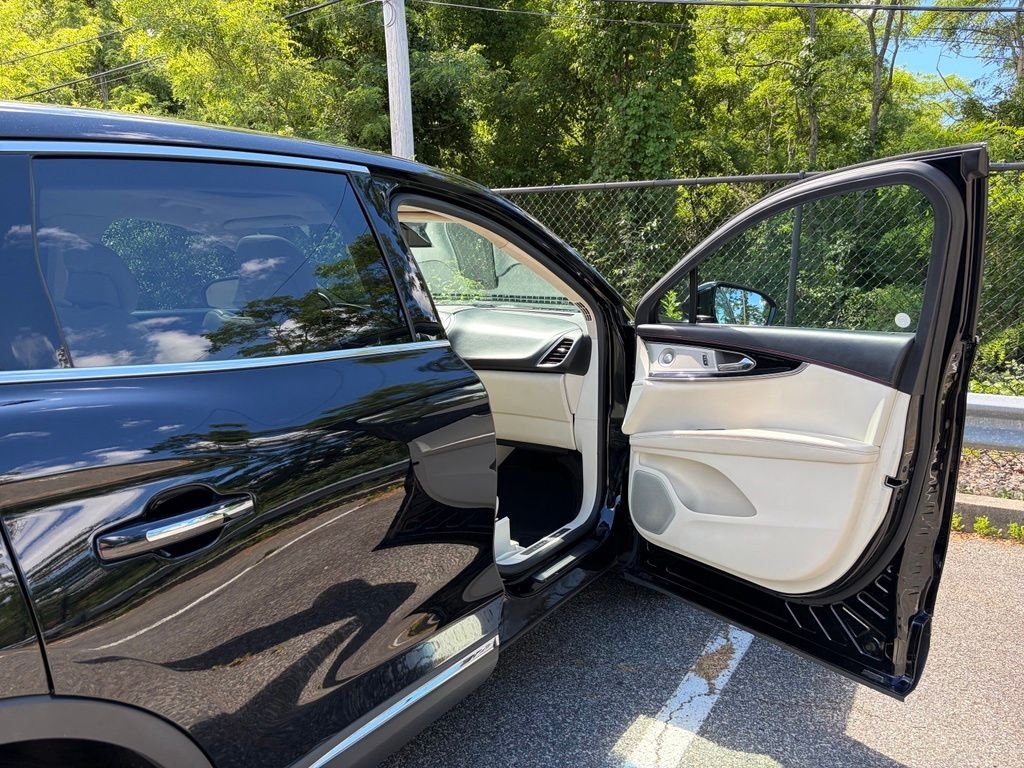 Used 2018 Black Lincoln Black Label image 14