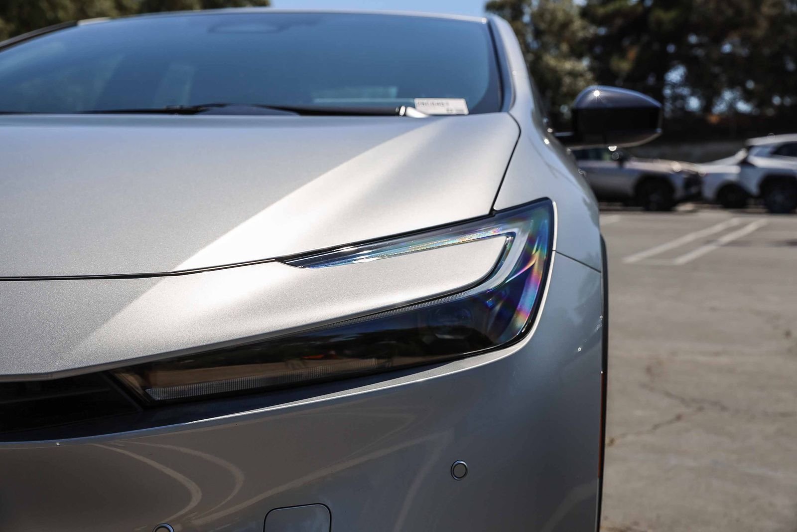 2026 Toyota Prius Plug-in Hybrid SE - Photo 10