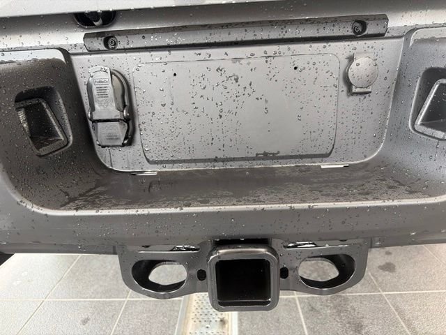 New 2027 Carbonized Gray Metallic Ford F-250® XLT image 11