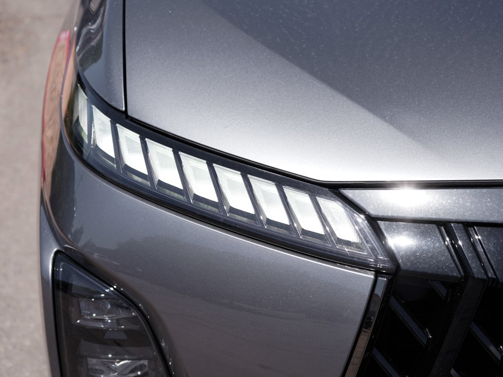 New 2026 DYNAMIC METAL INFINITI Sport 4WD image 2