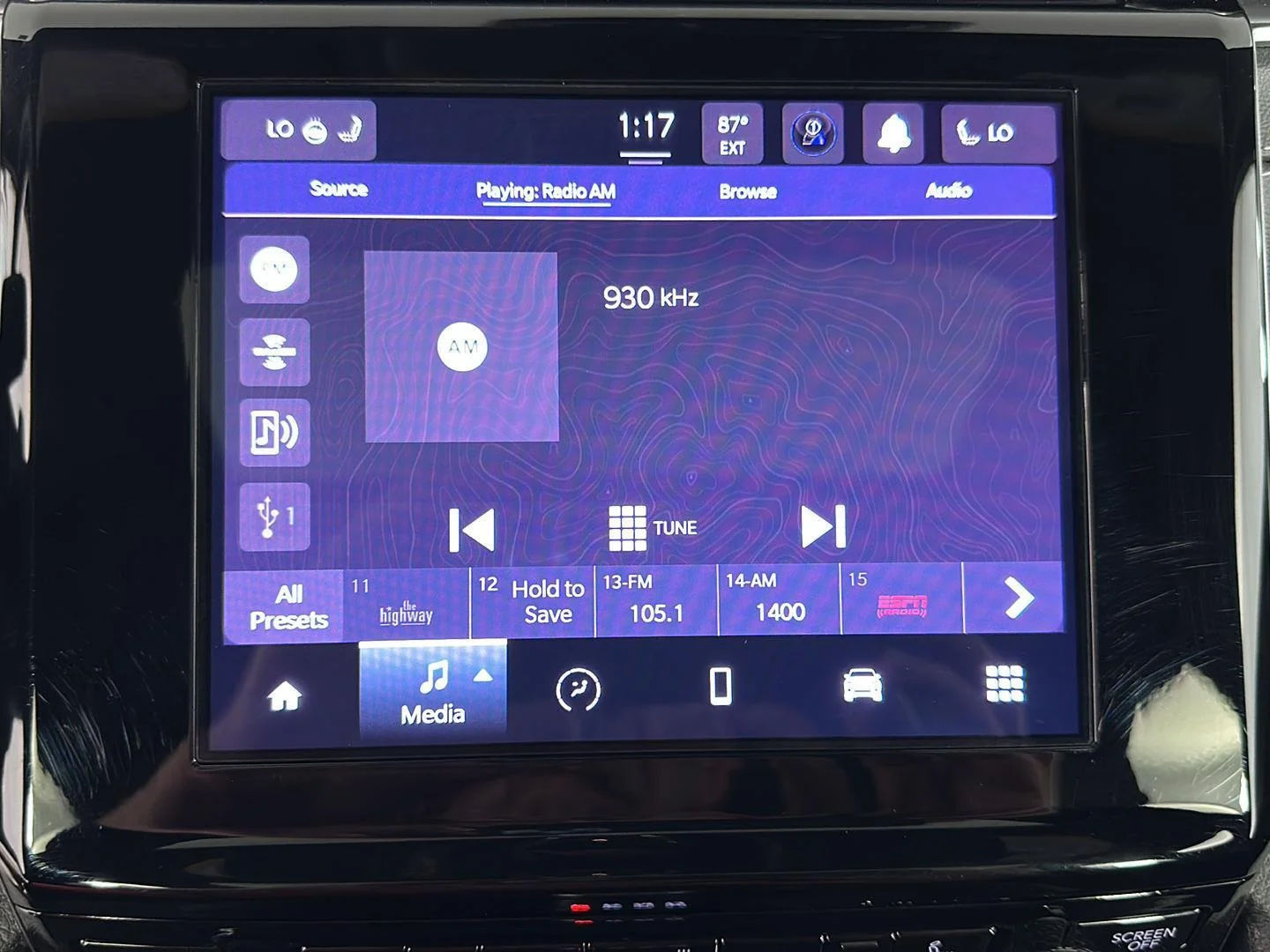 Used 2025 Silver Zynith Jeep Altitude X image 31