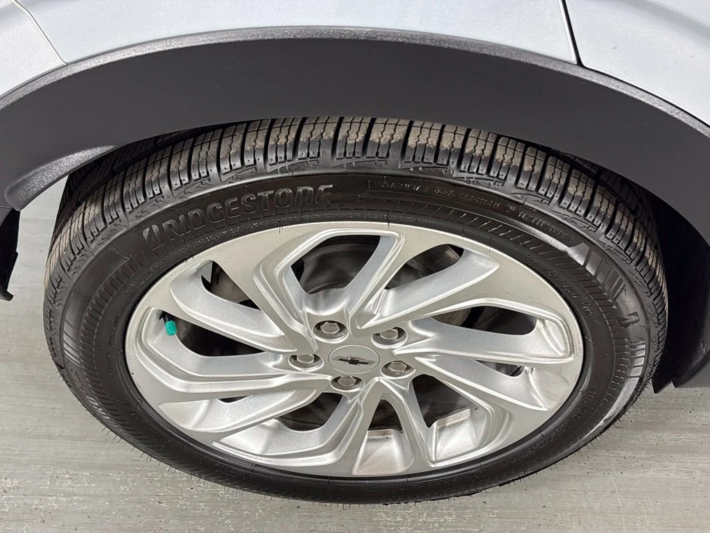 Used 2023 Silver Chevrolet LT image 12
