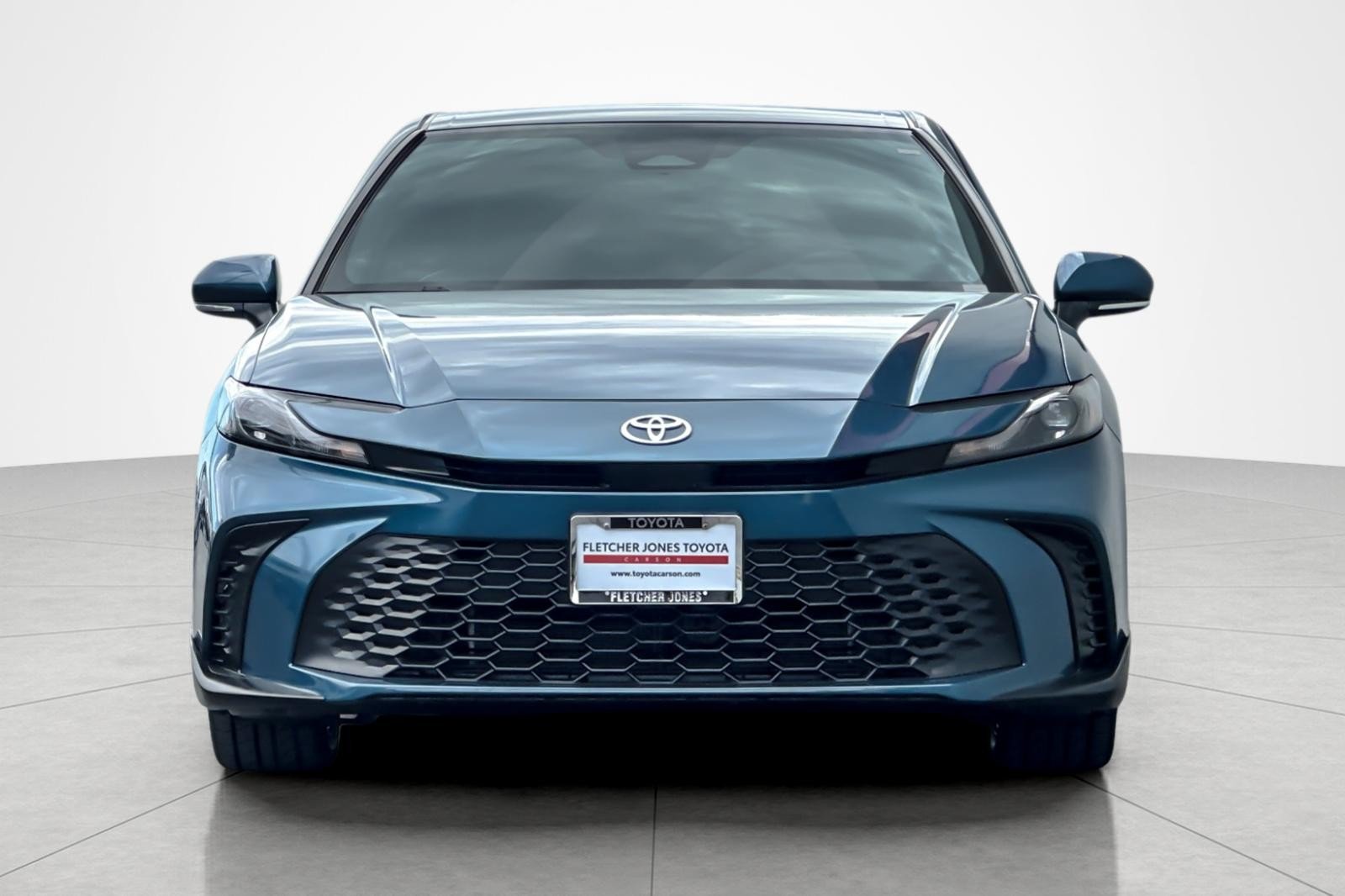 Certified Used 2025 Ocean Gem Toyota SE image 8