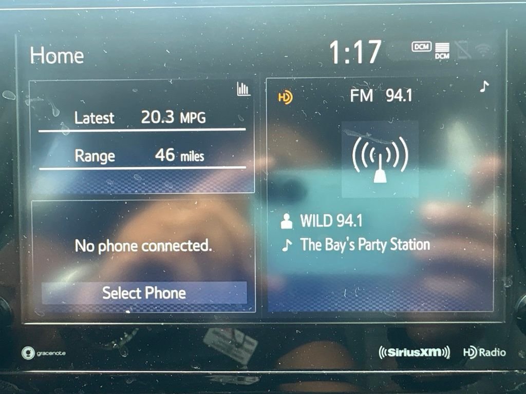Used 2021  Toyota XLE image 18