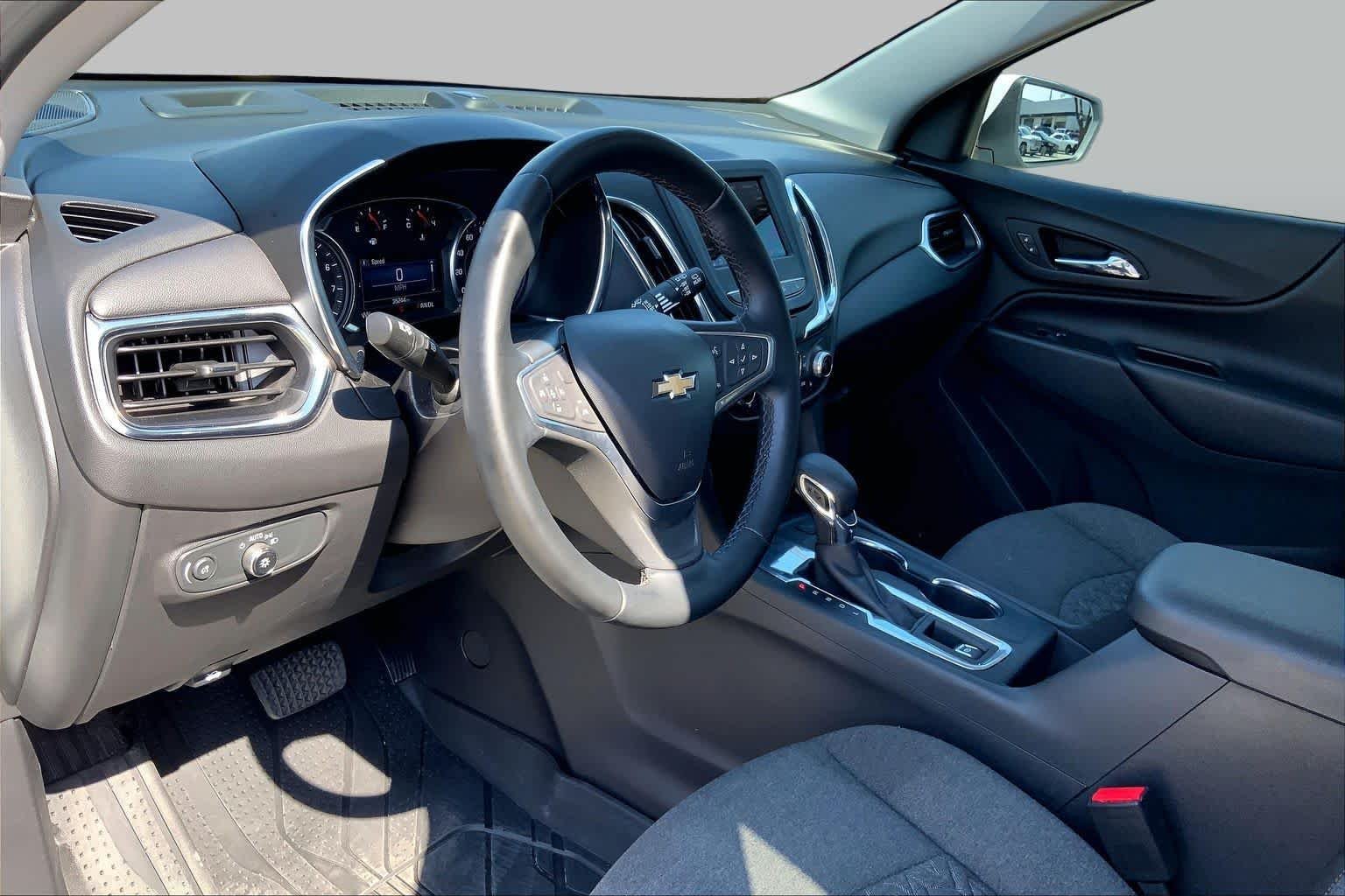 2023 Chevrolet Equinox LT - Photo 17