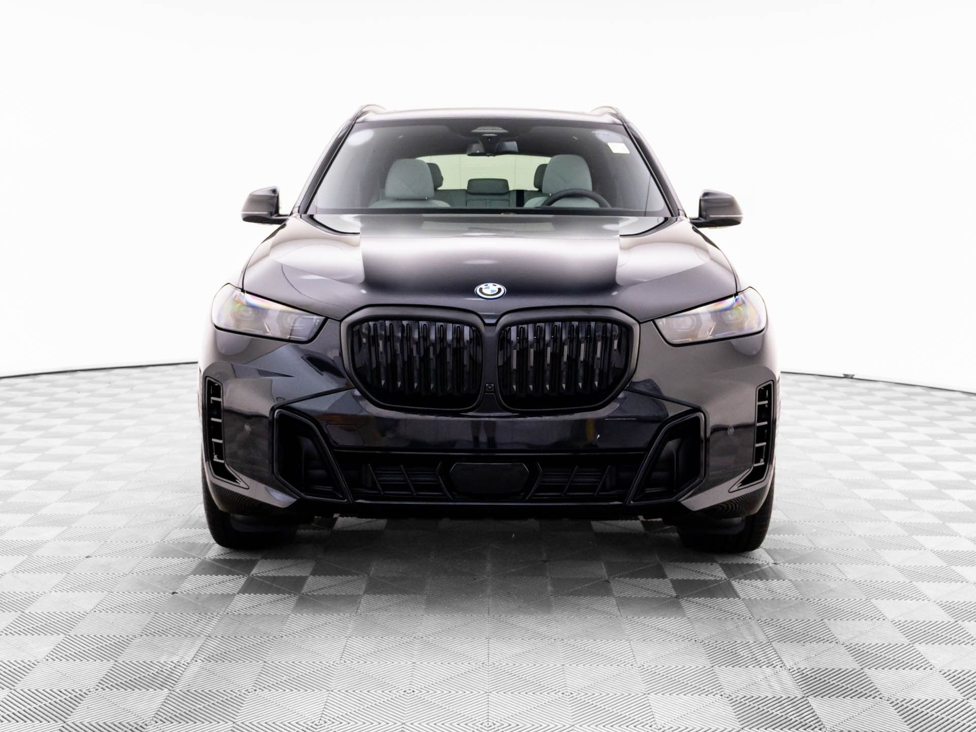 New 2026 Black Sapphire Metallic BMW xDrive50e image 10