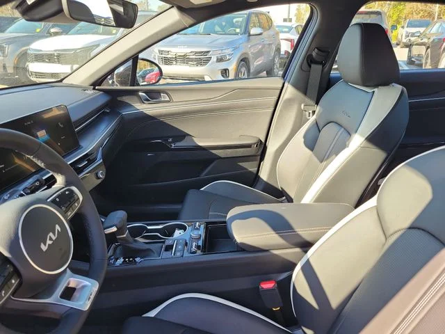 New 2026 Yacht Blue Kia GT-Line FWD image 8