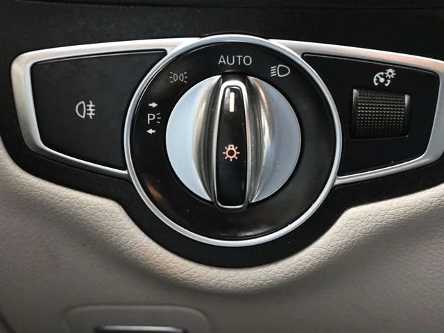 Used 2018 Gray Mercedes-Benz C 300 image 23