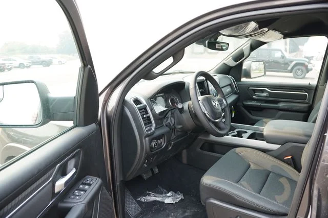 New 2026 Granite Crystal Metallic Clearcoat RAM Big Horn image 11