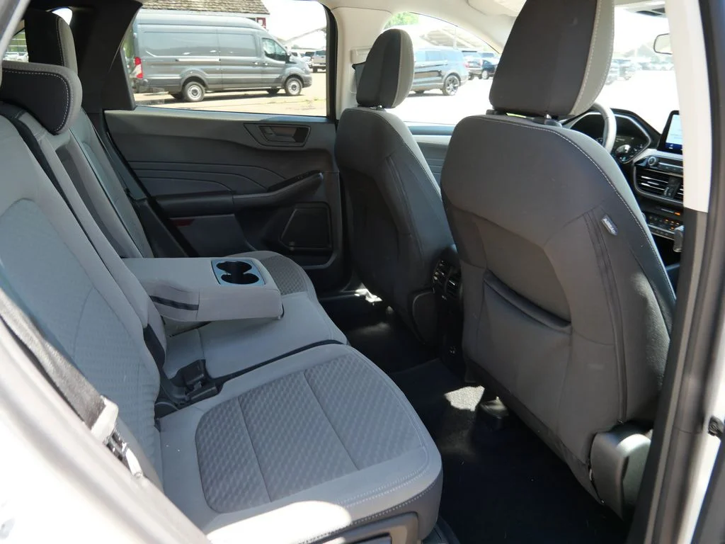 Certified Used 2022 White Ford SE image 13