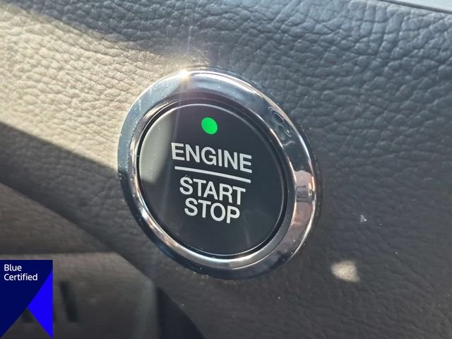 Used 2024 White Ford SE image 27