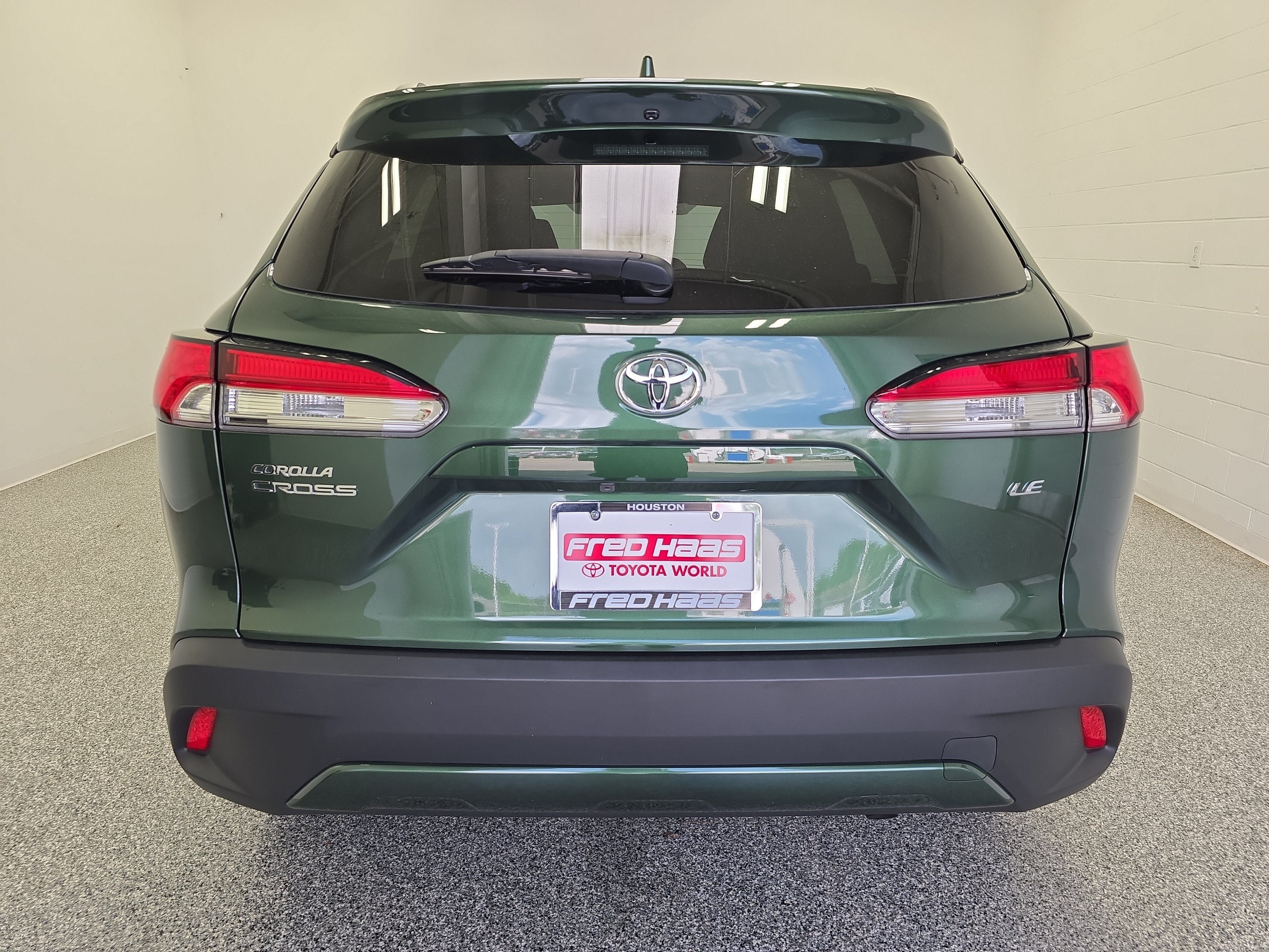 Used 2024 Green Toyota LE image 7